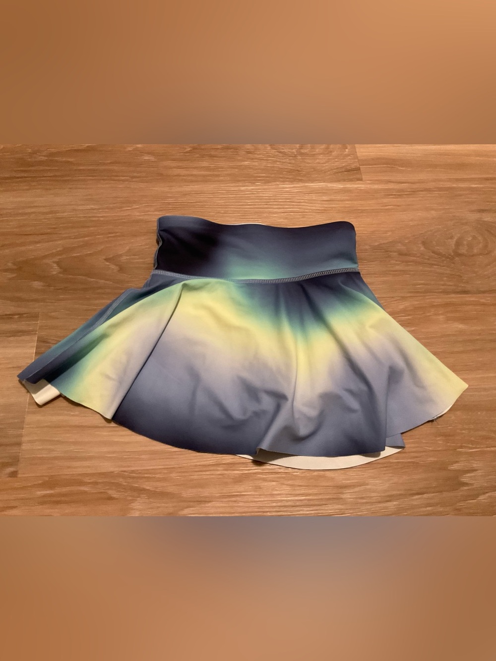 Old Navy active Girl’s Gradient Blue-Green Athletic Skort